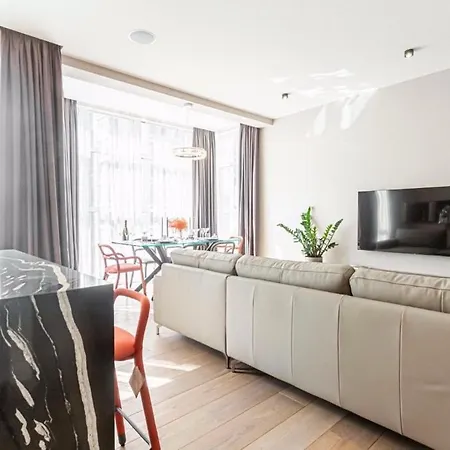 Apartment Luxury Apartments Near The Sea *